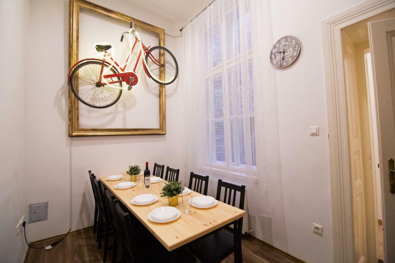 Cheerful And Cozy 2 Bedrooms 2 Bathrooms Apartment With Top Location Budapest Exteriör bild